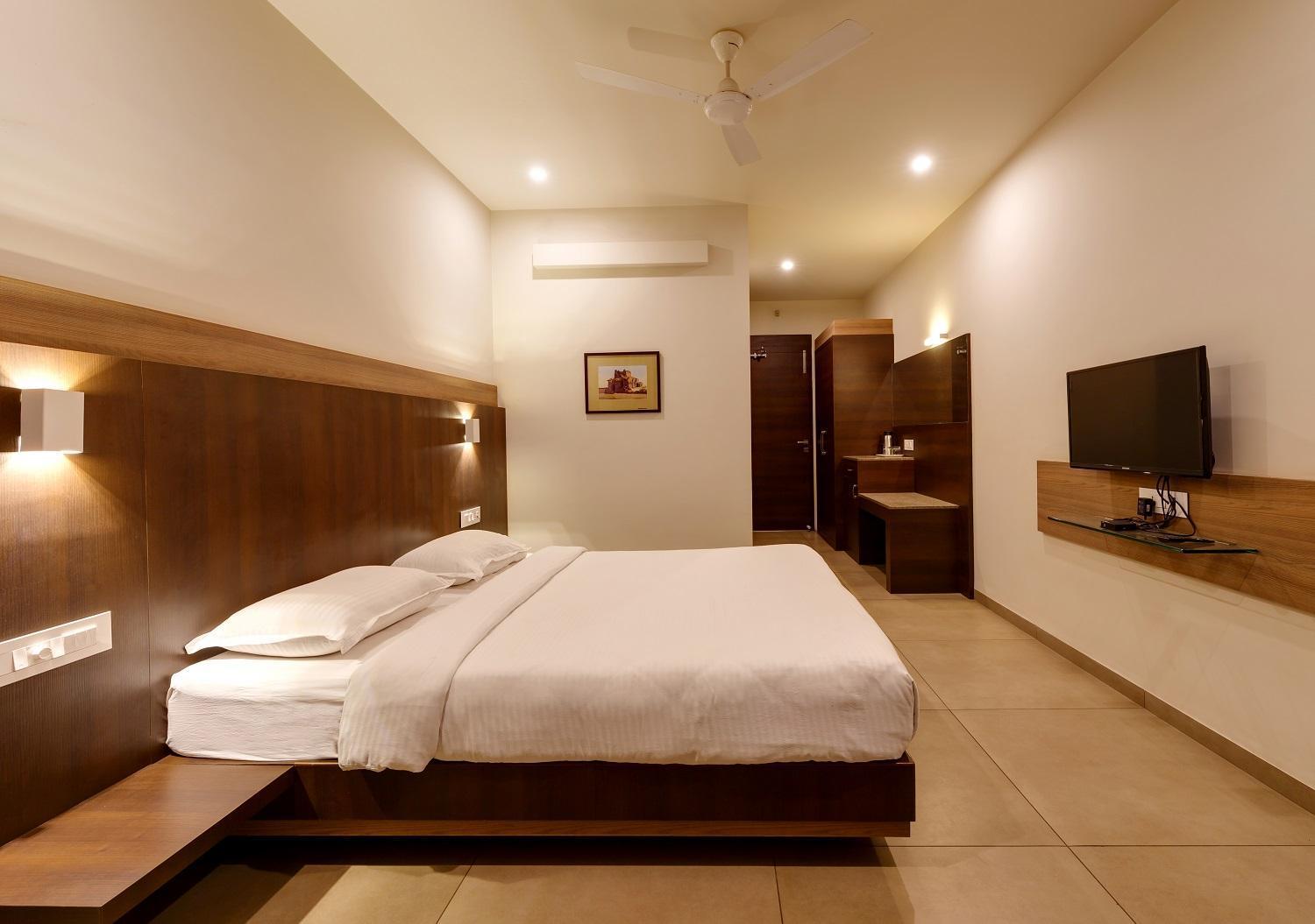 Hotel Classic Mid Town, Colhapur Exterior foto
