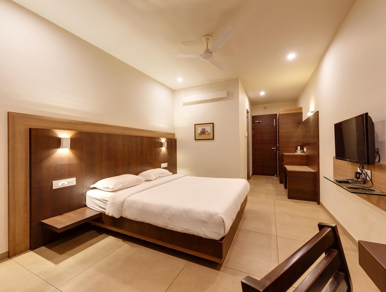 Hotel Classic Mid Town, Colhapur Exterior foto