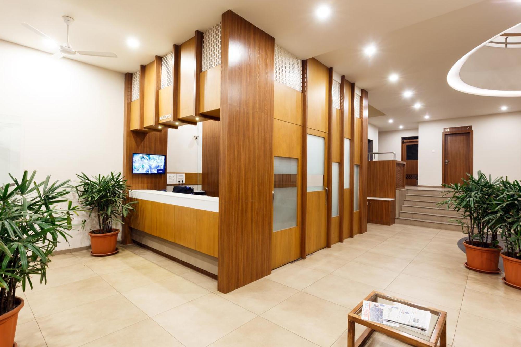 Hotel Classic Mid Town, Colhapur Exterior foto